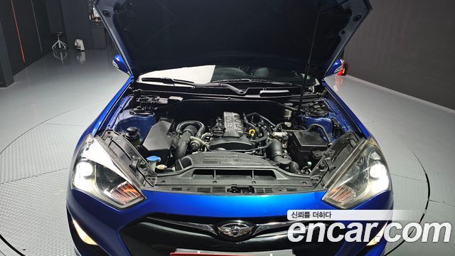 Hyundai Genesis из Кореи Encar