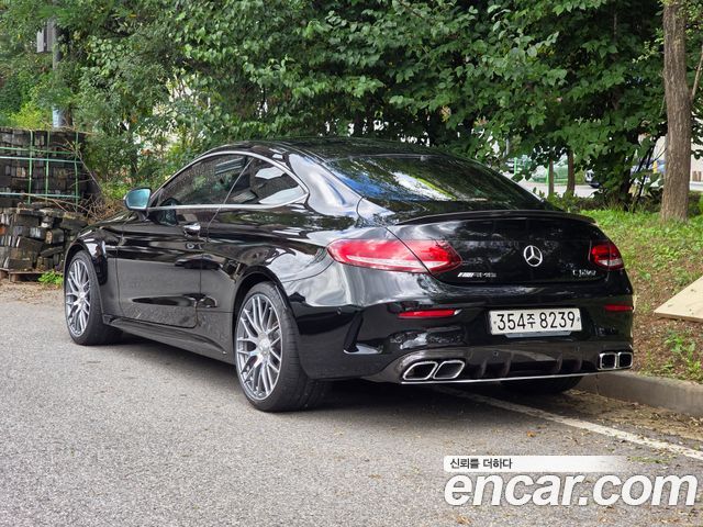 Mercedes-Benz C-Class C63 S AMG Coupe — пробег 13 500 км — фото 2 из 5