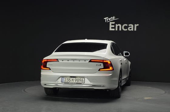 Volvo S90 B6 AWD Ultimate Bright — пробег 21 921 км — фото 4 из 5
