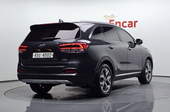 Kia Sorento Diesel 2.0 2WD Prestige — пробег 107 818 км — фото 2 из 5