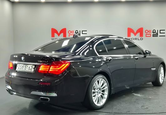 BMW 7-Series 740Li — пробег 166 253 км — фото 3 из 5