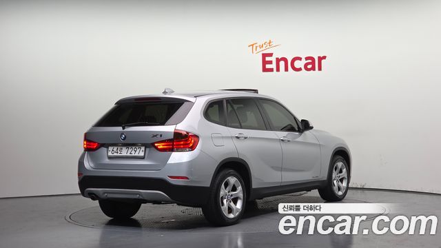 BMW X1 xDrive 20d — пробег 141 106 км — фото 2 из 5
