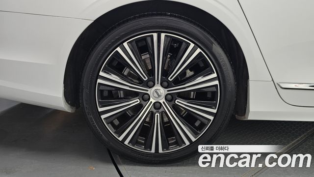 Volvo S90 из Кореи Encar