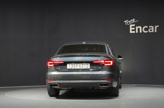 Audi A4 40 TFSI — пробег 61 315 км — фото 4 из 5