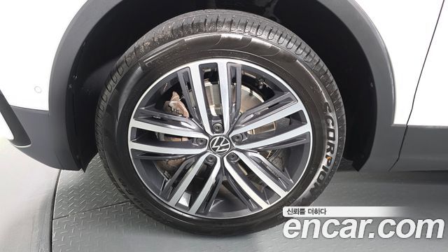 Volkswagen Tiguan из Кореи Encar