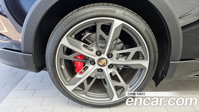 Porsche Taycan из Кореи Encar