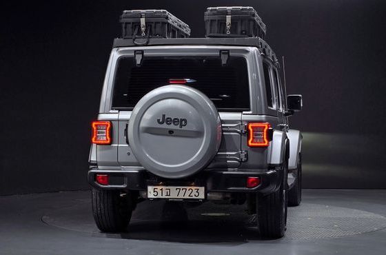 Jeep Wrangler 2.0 Overland 4Door — пробег 115 341 км — фото 4 из 5