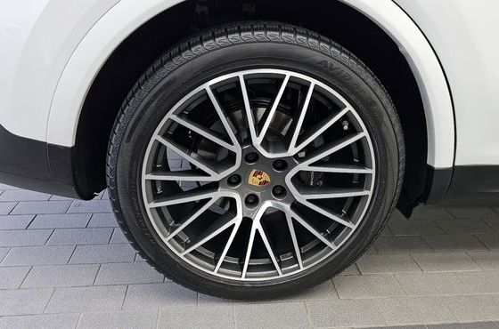 Porsche Cayenne 3.0 — пробег 29 871 км — фото 5 из 5