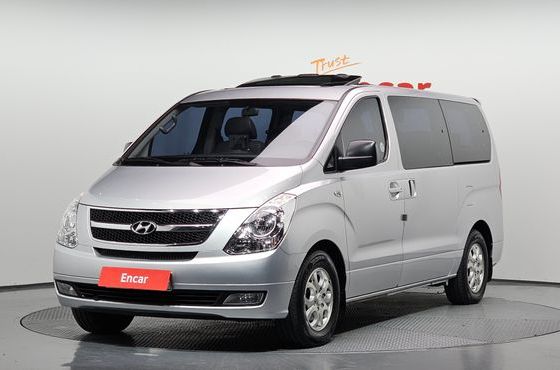 Hyundai Starex 12-Seater Wagon CVX Luxury — пробег 41 896 км — фото 1 из 5