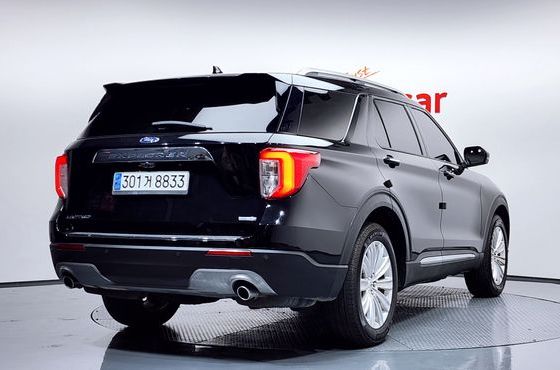 Ford Explorer 2.3 LimIted 4WD — пробег 125 331 км — фото 2 из 5