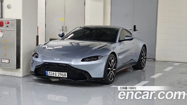 Astonmartin Vantage 4.0 V8 Coupe — пробег 7 000 км — фото 1 из 5
