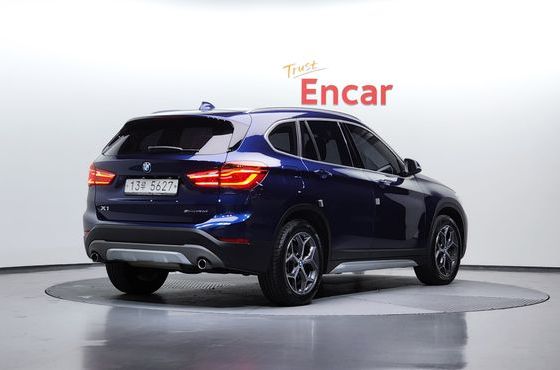 BMW X1 xDrive 20d xLine — пробег 54 164 км — фото 2 из 5