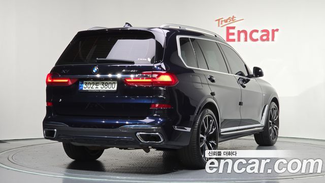 BMW X7 xDrive 40i M Sport 6STR — пробег 37 182 км — фото 2 из 5