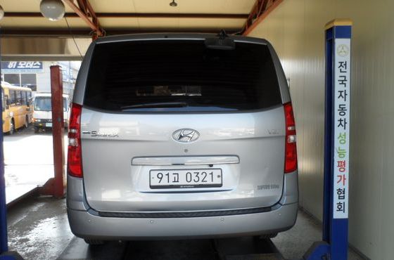 Hyundai Starex 3-Seater VAN Modern — пробег 170 481 км — фото 4 из 5