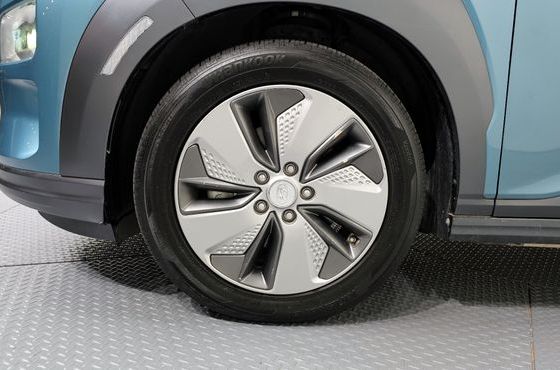 Hyundai Kona Premium — пробег 82 594 км — фото 5 из 5