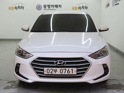 Hyundai AVANTE 1.6 GDI Smart — пробег 150 000 км — фото 2 из 5