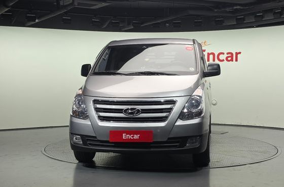 Hyundai Starex 3-Seater VAN Smart — пробег 172 851 км — фото 3 из 5