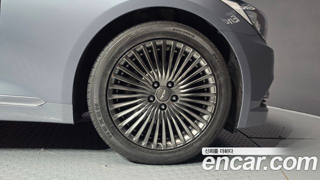 Hyundai Genesis из Кореи Encar