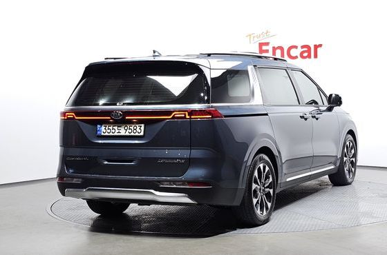 Kia Carnival 7-Seater Signature — пробег 53 895 км — фото 2 из 5