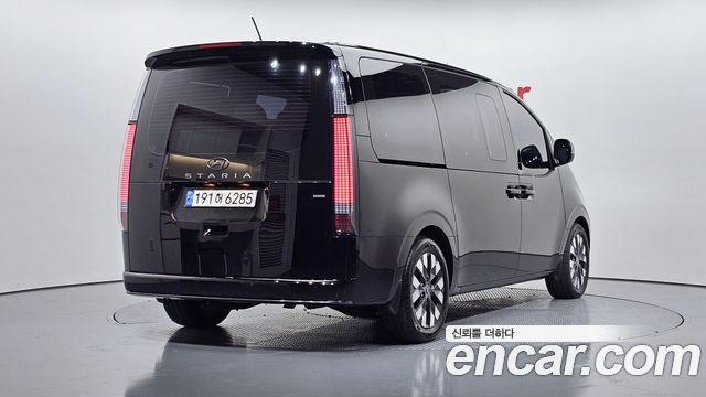 Hyundai Staria из Кореи Encar