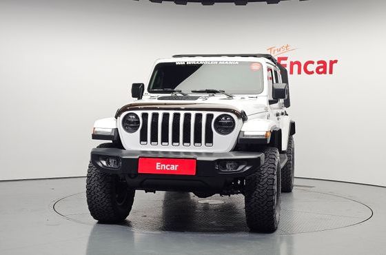 Jeep Wrangler 2.0 Overland 4Door 80th Edition — пробег 69 068 км — фото 3 из 5
