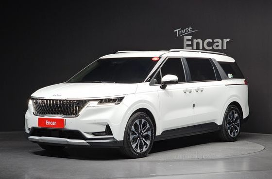 Kia Carnival 9-Seater Prestige — пробег 66 345 км — фото 1 из 5
