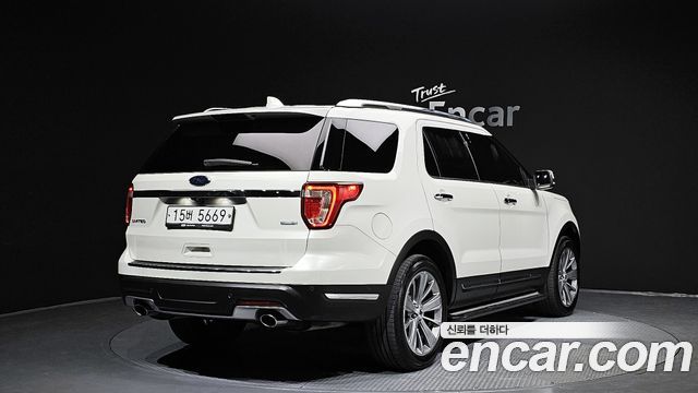 Ford Explorer 2.3 Limited 4WD 5th — пробег 83 775 км — фото 2 из 5