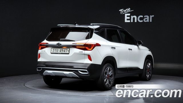 Kia Seltos из Кореи Encar