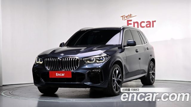 BMW X5 xDrive 40i M Sport — пробег 136 935 км — фото 1 из 5