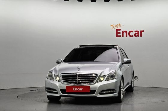 Mercedes-Benz E-Class E350 4MATIC Avantgarde — пробег 130 633 км — фото 3 из 5