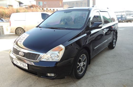 Kia Carnival Grand Carnival GLX Deluxe — пробег 182 452 км — фото 1 из 5