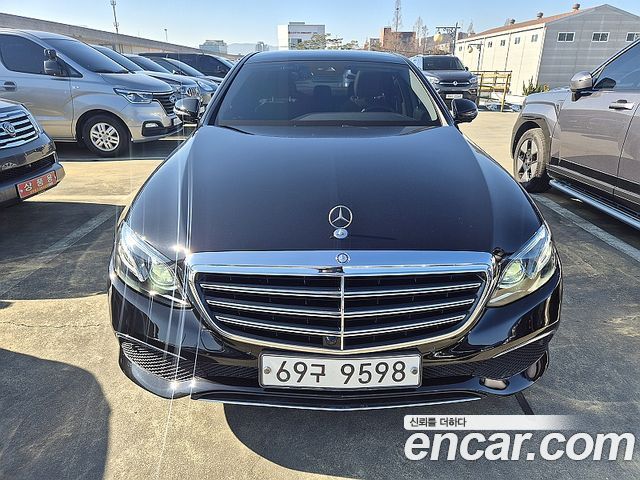 Mercedes-Benz E-Class E300 4MATIC Exclusive — пробег 85 495 км — фото 3 из 5