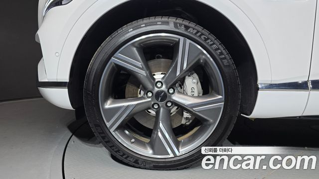 Genesis GV80 из Кореи Encar