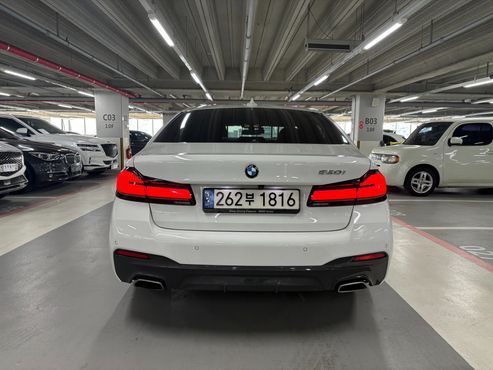 BMW 5-Series 520i M Sport — пробег 80 429 км — фото 4 из 5