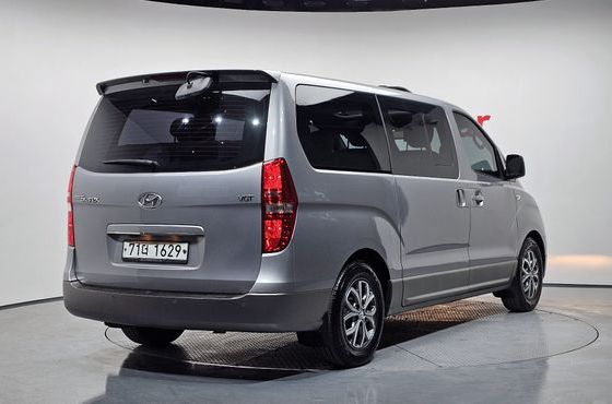 Hyundai Starex 11-Seater Wagon Modern Special — пробег 131 837 км — фото 2 из 5