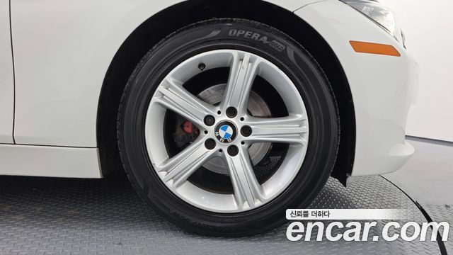 BMW 3-Series из Кореи Encar