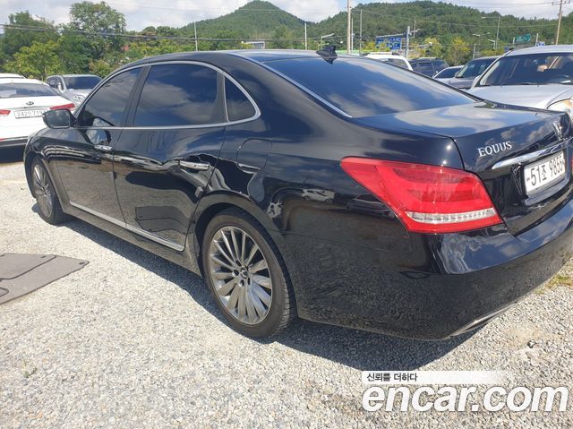 Hyundai Equus из Кореи Encar