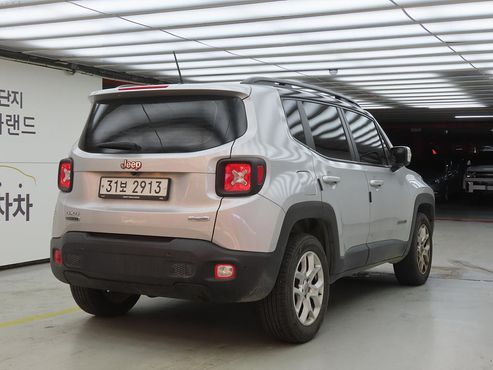 Jeep Renegade 2.0 Diesel Longitude AWD — пробег 86 740 км — фото 4 из 5