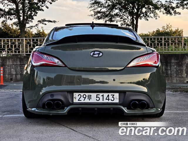 Hyundai Genesis из Кореи Encar