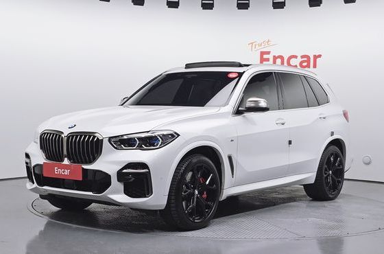 BMW X5 M50i — пробег 63 031 км — фото 1 из 5