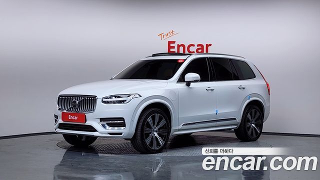 Volvo XC90 T8 Ultimate Bright Hybrid — пробег 51 360 км — фото 1 из 5