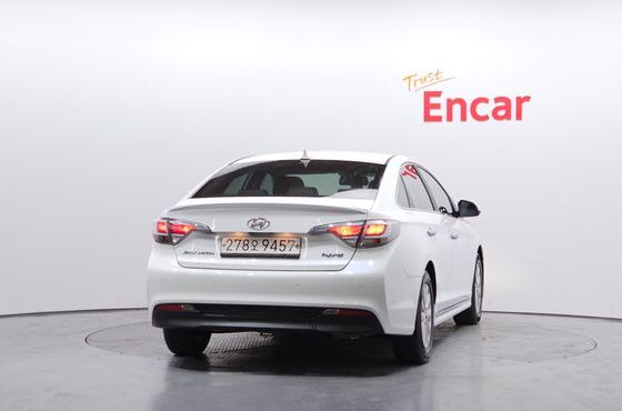 Hyundai Sonata 2.0 HEV Smart — пробег 169 949 км — фото 4 из 5