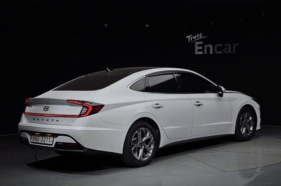 Hyundai Sonata 2.0 Premium — пробег 106 180 км — фото 2 из 5