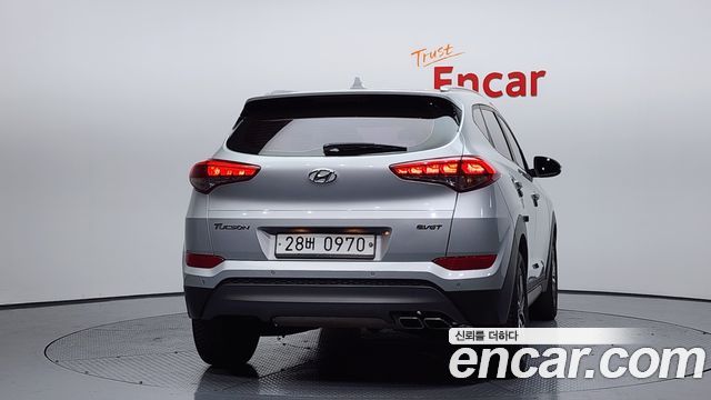 Hyundai Tucson Diesel 2.0 2WD Premium — пробег 126 811 км — фото 4 из 5