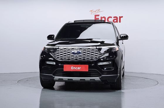 Ford Explorer 3.0 Platinum 4WD — пробег 20 200 км — фото 3 из 5