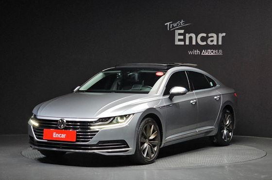 Volkswagen Arteon 2.0 TDI Presige 4Motion — пробег 106 233 км — фото 1 из 5