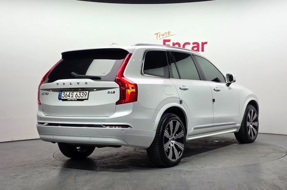 Volvo XC90 B6 Ultimate Bright — пробег 68 626 км — фото 2 из 5