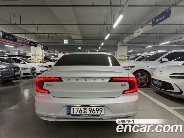 Volvo S90 B5 Ultimate Bright — пробег 74 000 км — фото 4 из 5