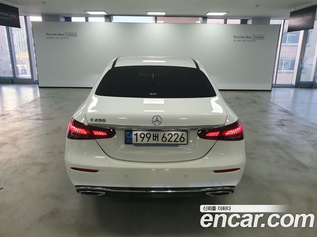 Mercedes-Benz E-Class из Кореи Encar