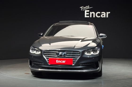 Hyundai Grandeur 3.0 Premium — пробег 50 000 км — фото 3 из 5